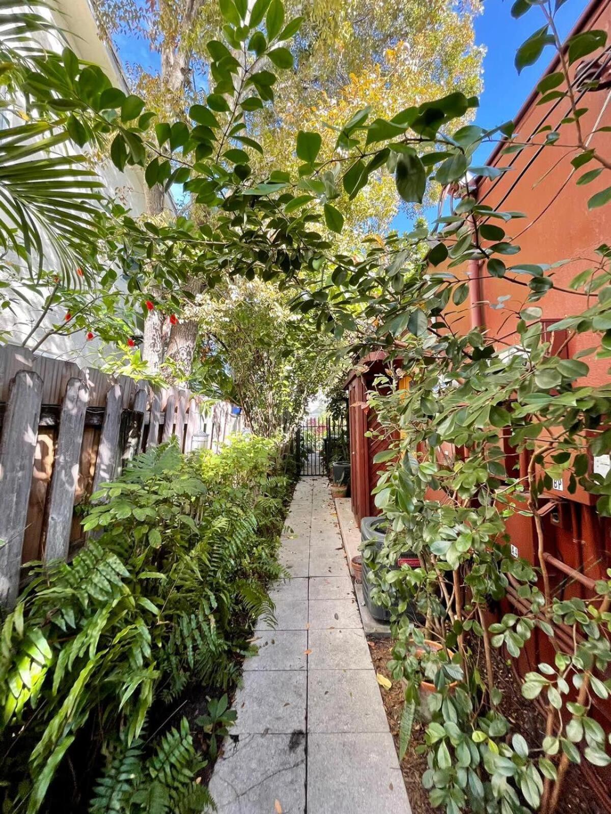 Delight And Cozy Apt Close To Las Olas & The Beach Fort Lauderdale Exterior foto